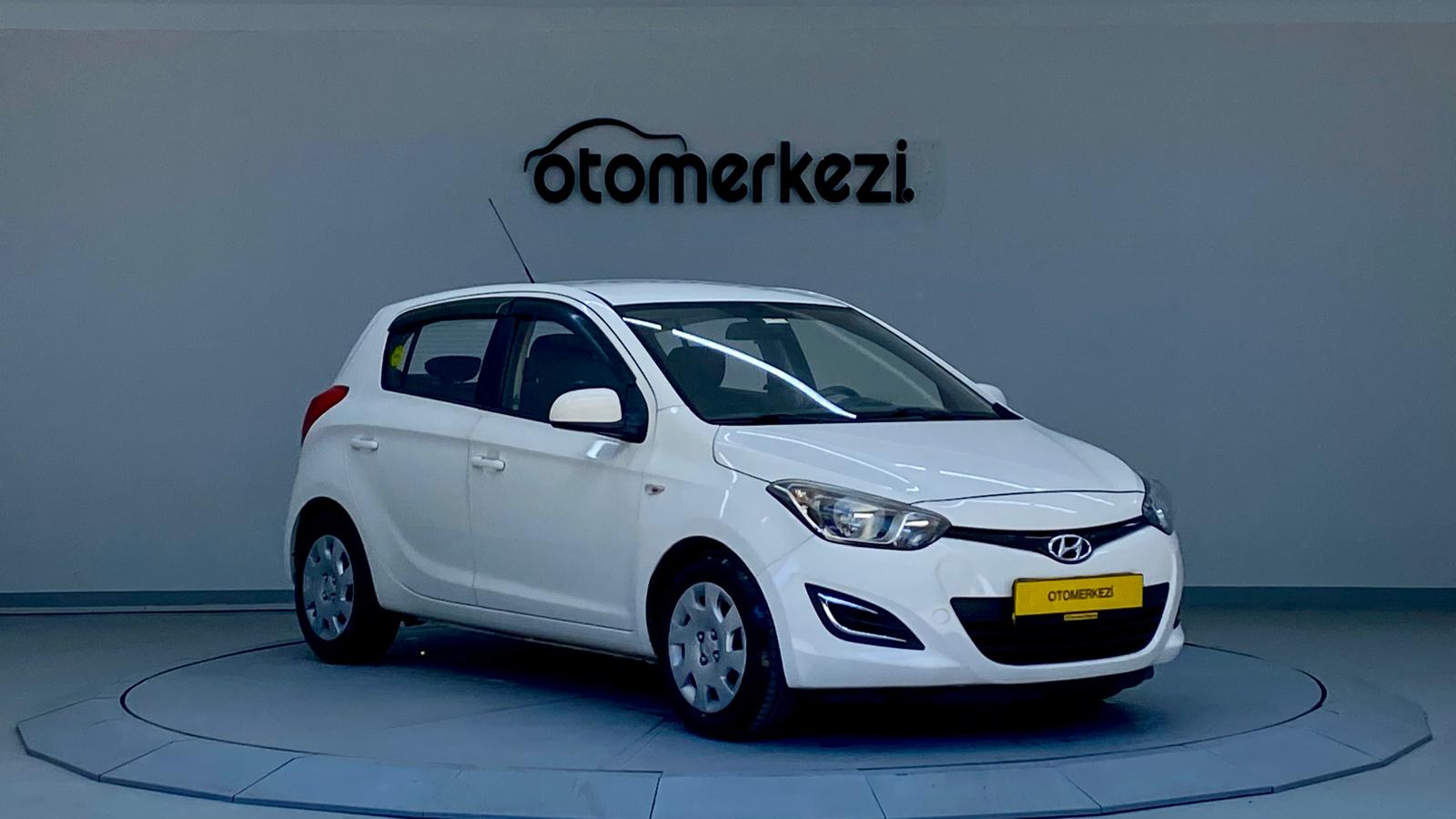 HYUNDAI i20 3